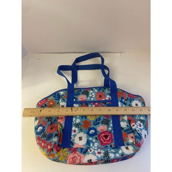 Blue flowers lunch tote 15x8” - Picture 3 of 3